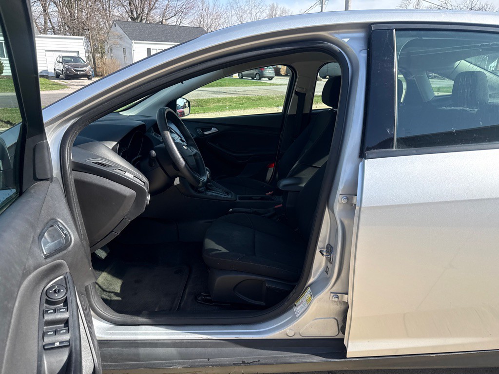 2018 Ford Focus Image 10