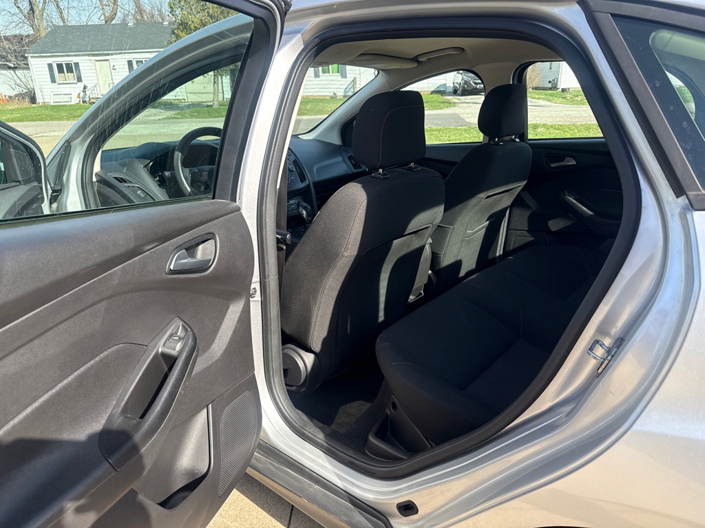 2018 Ford Focus Image 12