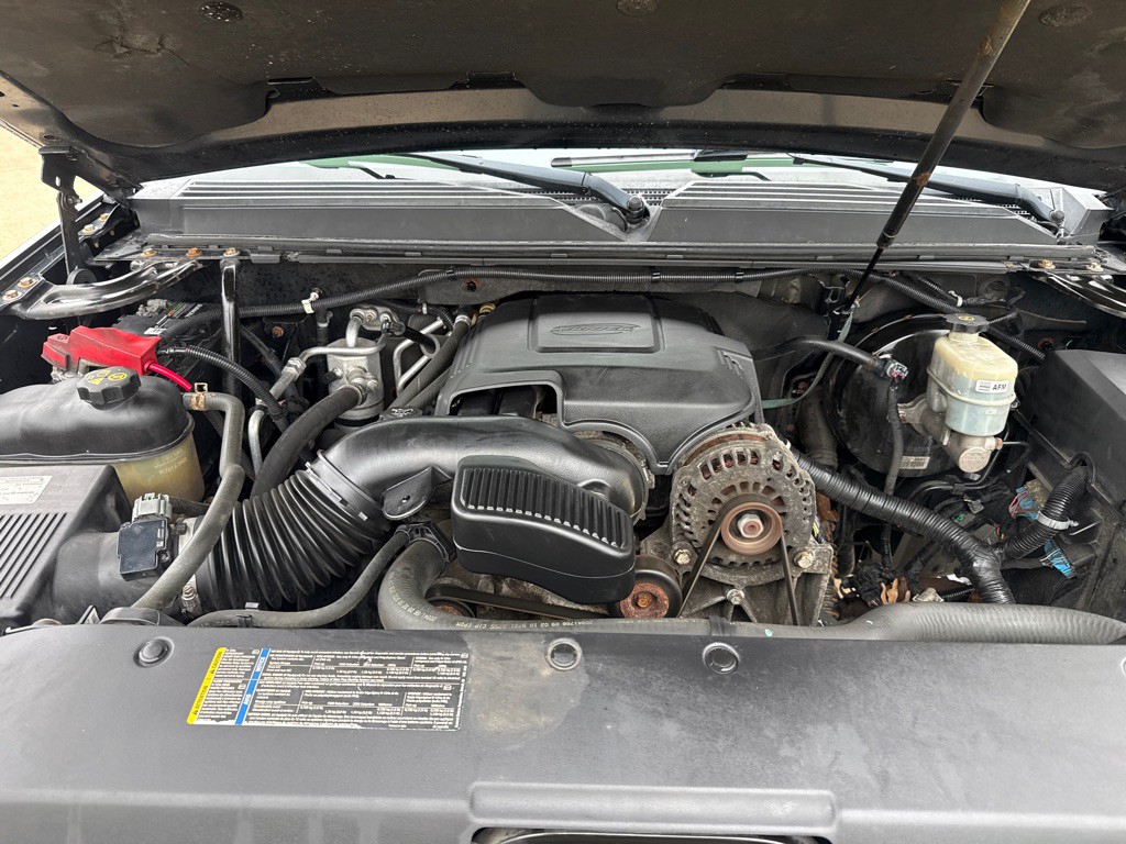 2011 Cadillac Escalade Image 20