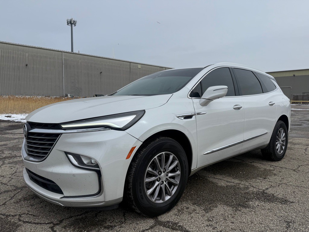 2022 Buick Enclave Image 1
