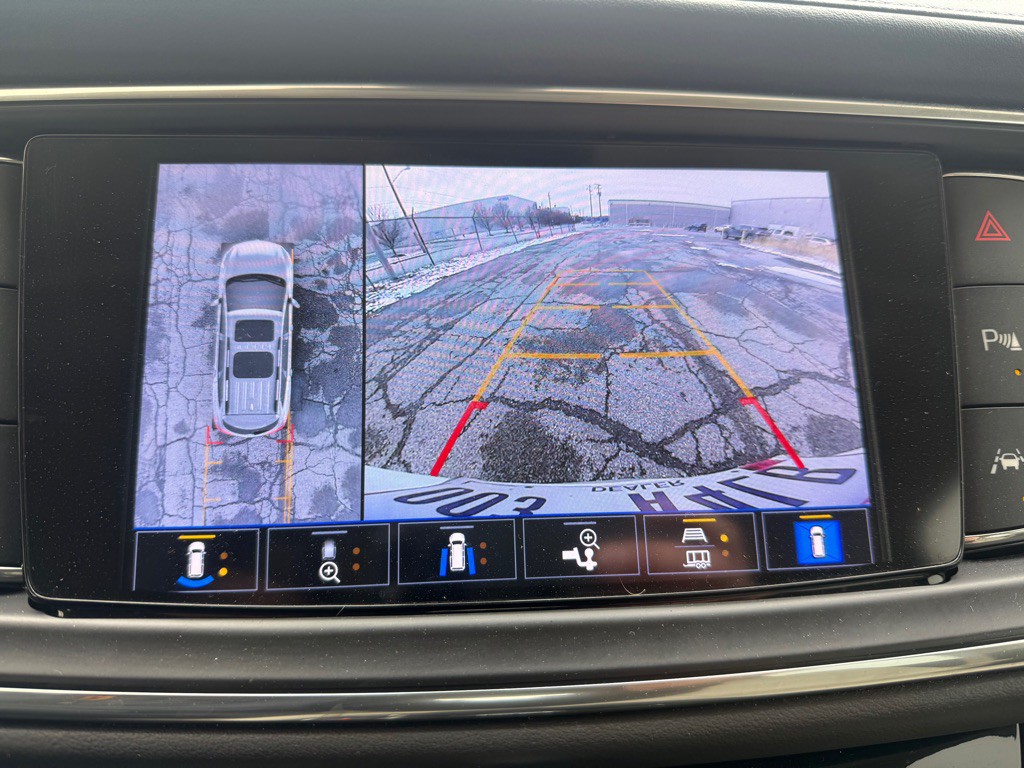 2022 Buick Enclave Image 10