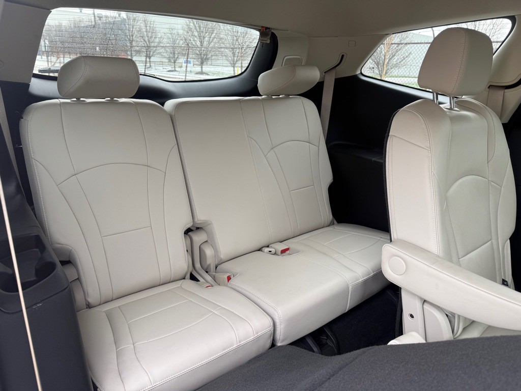 2022 Buick Enclave Image 16
