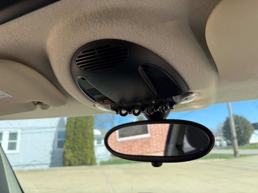 2013 MINI Cooper Image 14