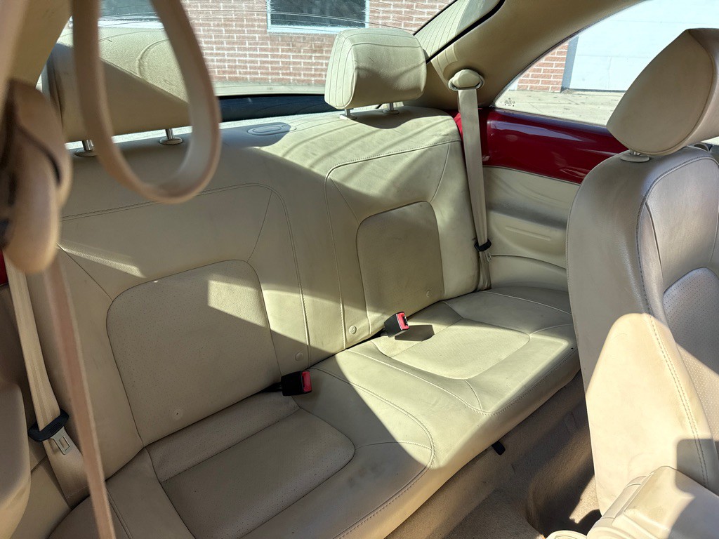 2009 Volkswagen Beetle Image 14