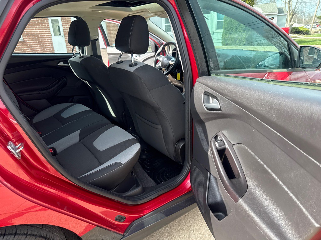 2012 Ford Focus Image 13