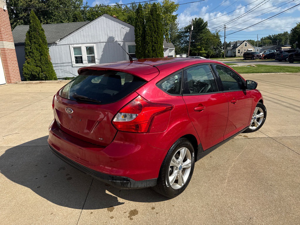 2012 Ford Focus Image 6