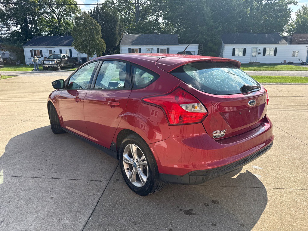 2012 Ford Focus Image 8