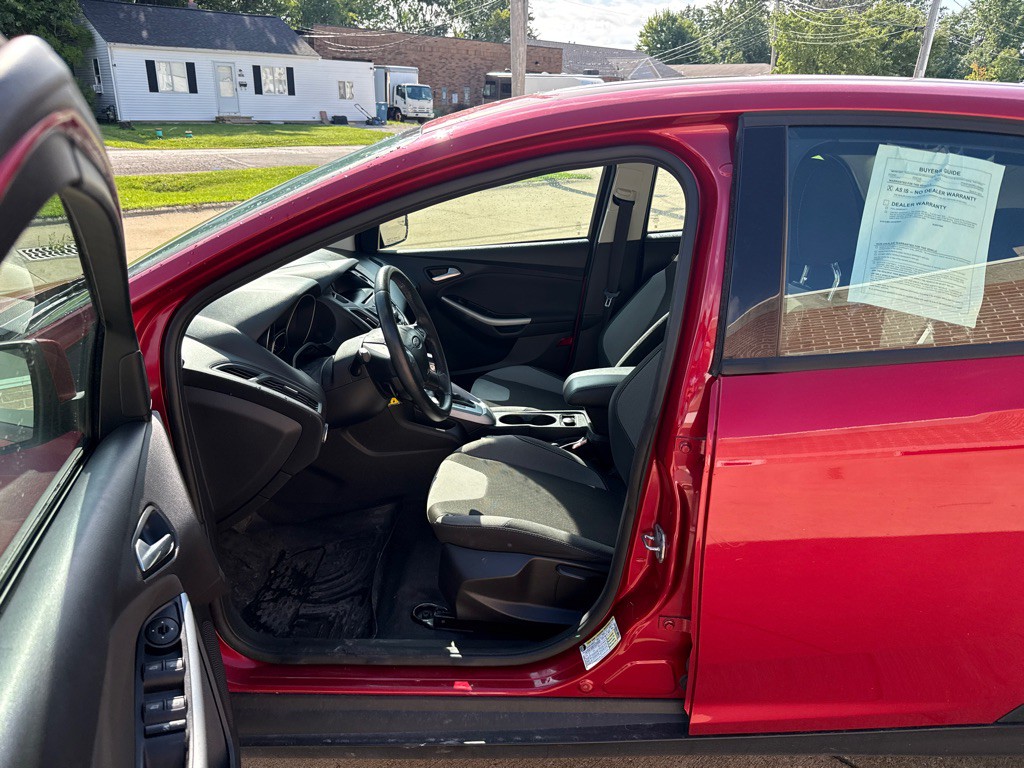 2012 Ford Focus Image 10