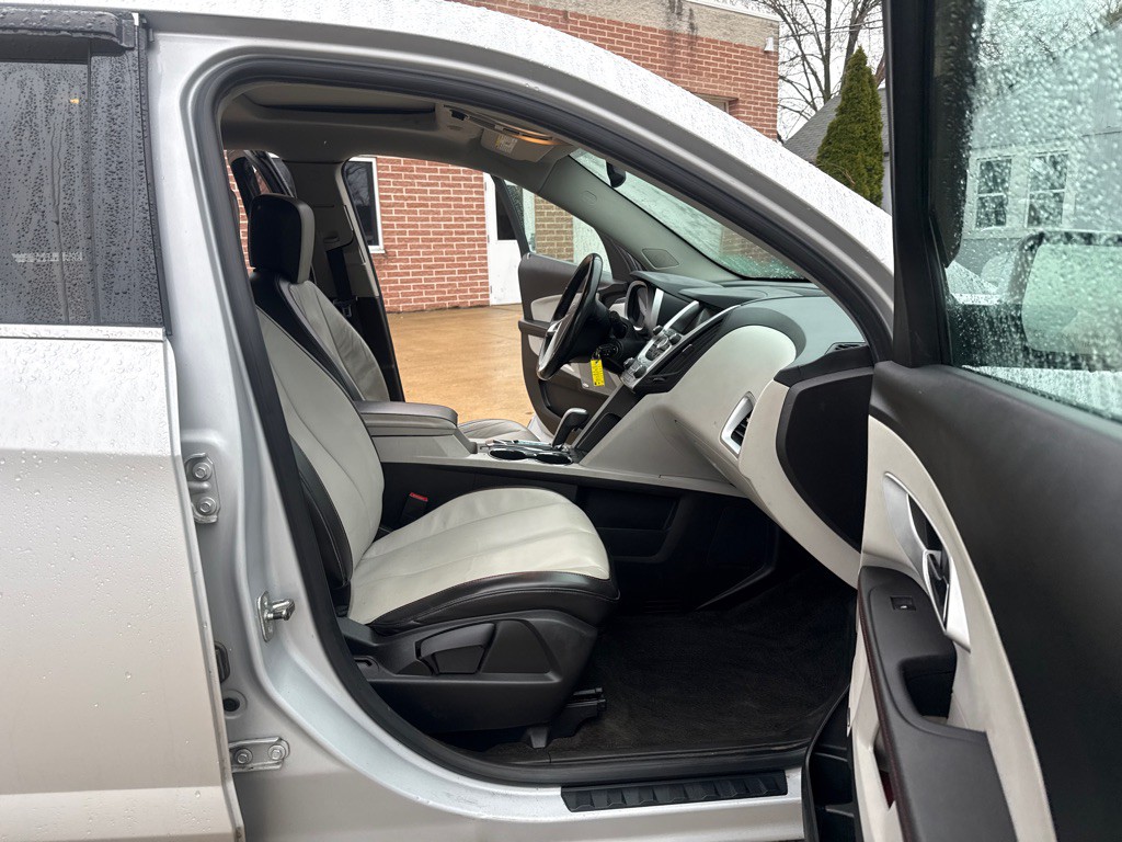 2010 Chevrolet Equinox Image 10