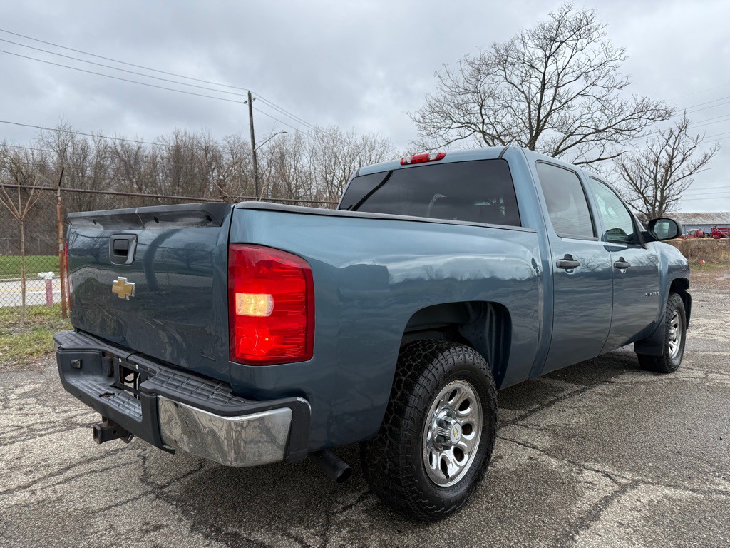 2010 Chevrolet Silverado 1500 Image 3