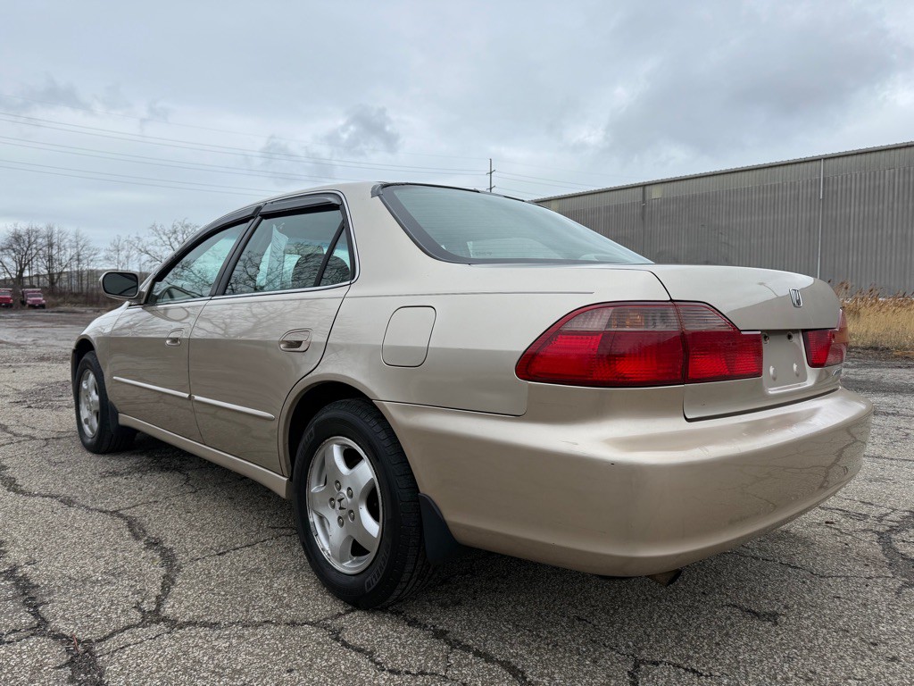 2000 Honda Accord Image 5