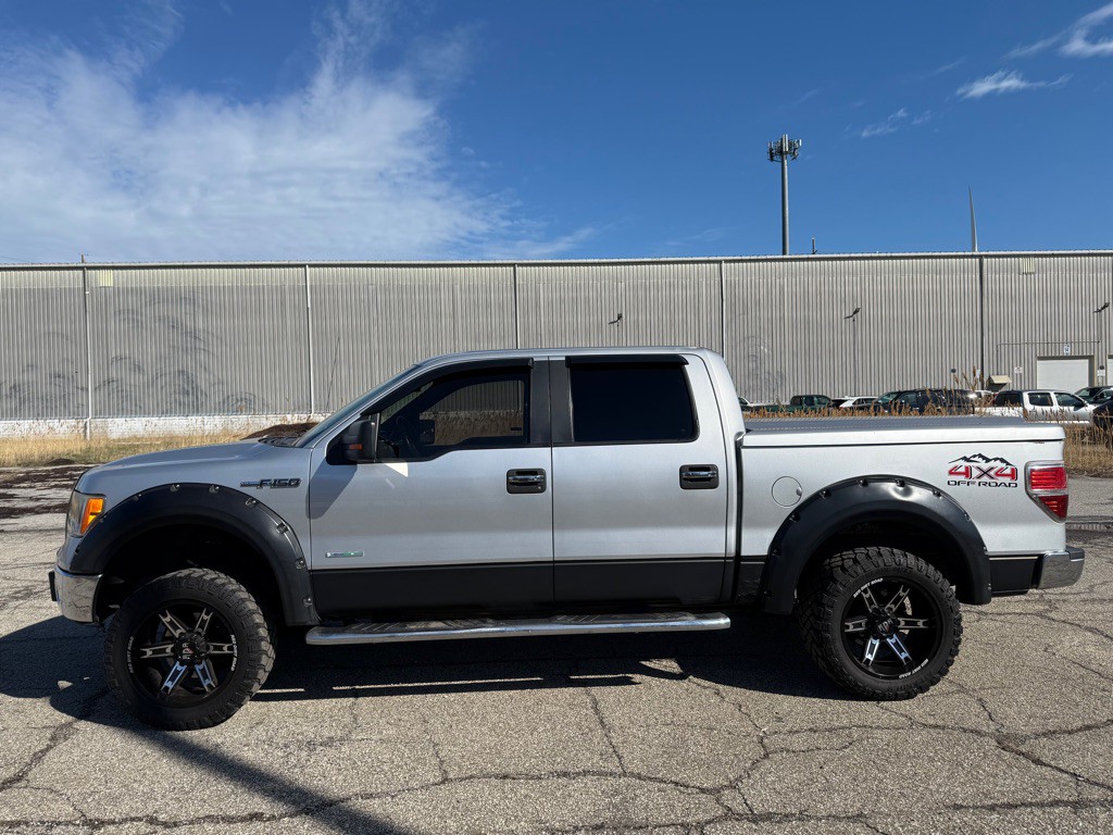 2011 Ford F-150 Image 2