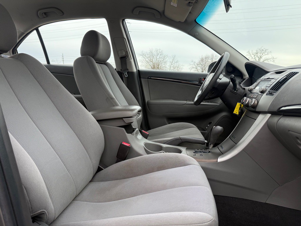 2009 Hyundai Sonata Image 10