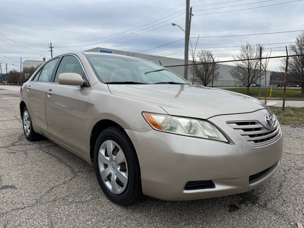 2008 Toyota Camry Image 1
