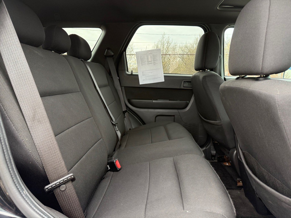 2009 Ford Escape Image 11