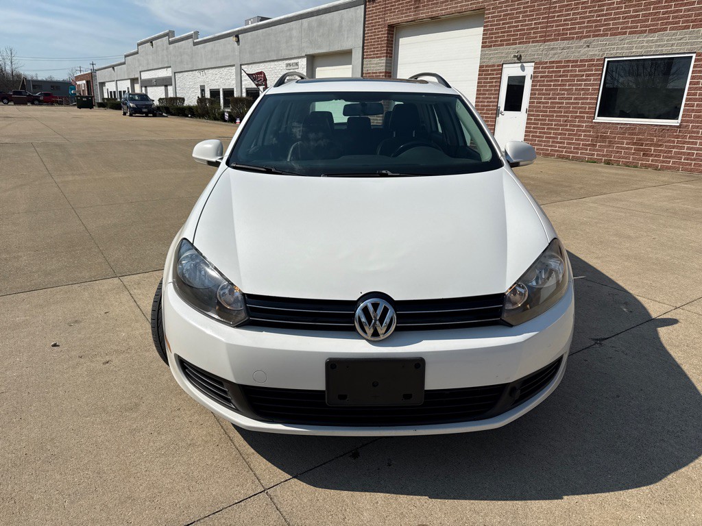 2013 Volkswagen Jetta Image 2