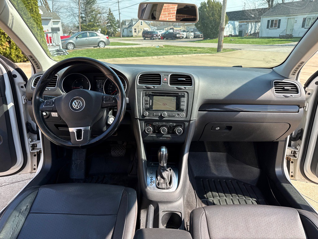 2013 Volkswagen Jetta Image 9