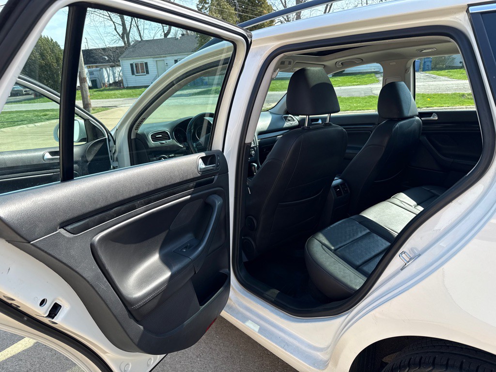 2013 Volkswagen Jetta Image 12