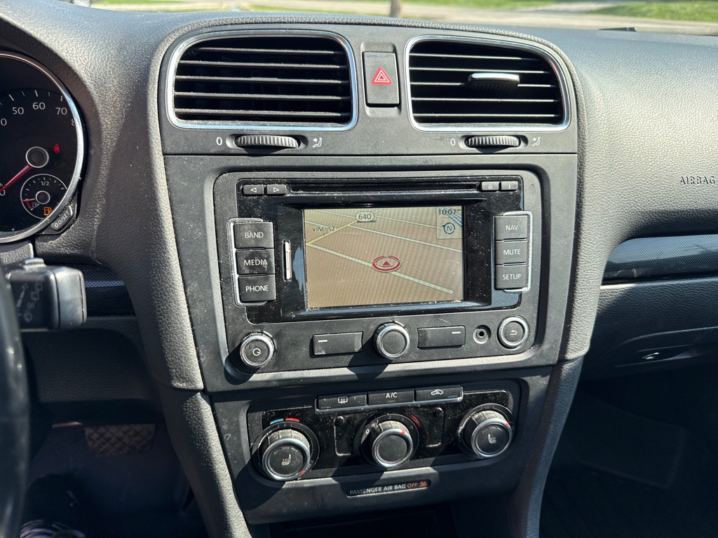 2013 Volkswagen Jetta Image 16