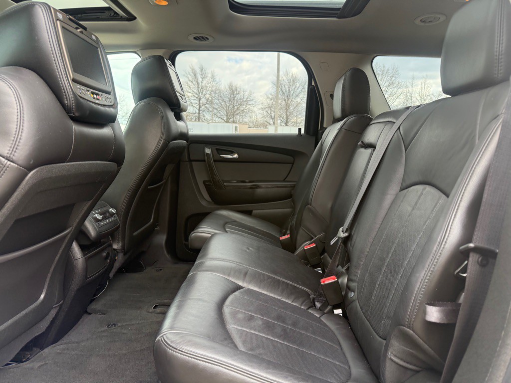 2012 GMC Acadia Image 11