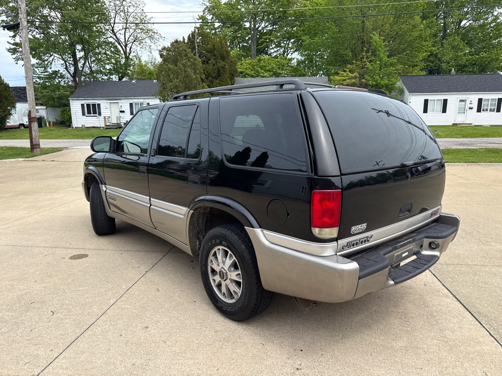 2001 GMC Jimmy Image 8