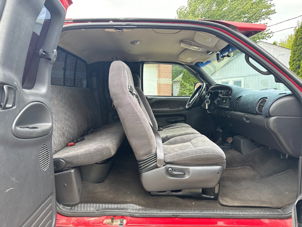 2000 Dodge Ram 1500 Image 10