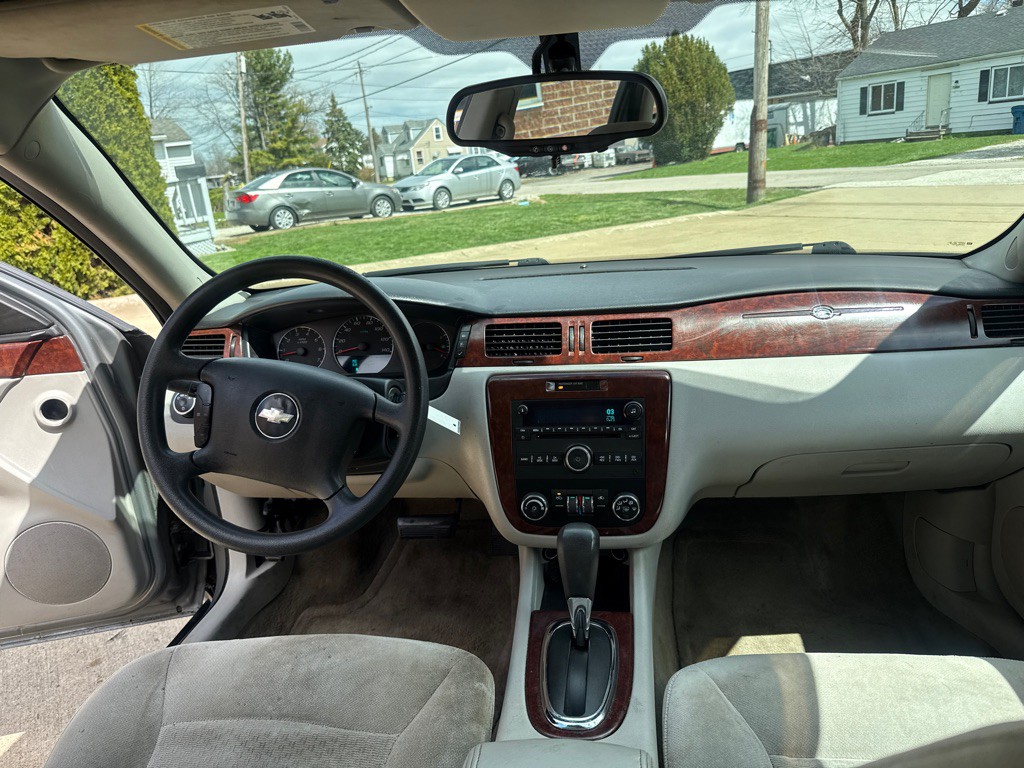 2008 Chevrolet Impala Image 9