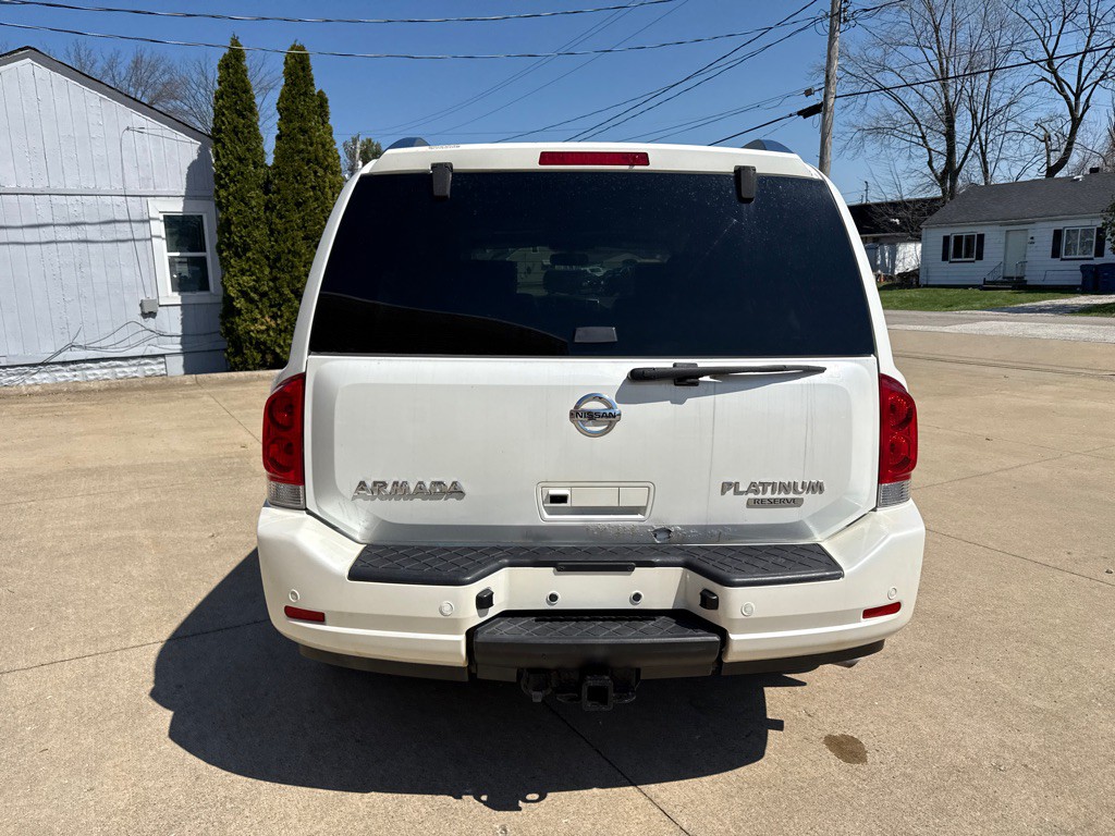 2013 Nissan Armada Image 7