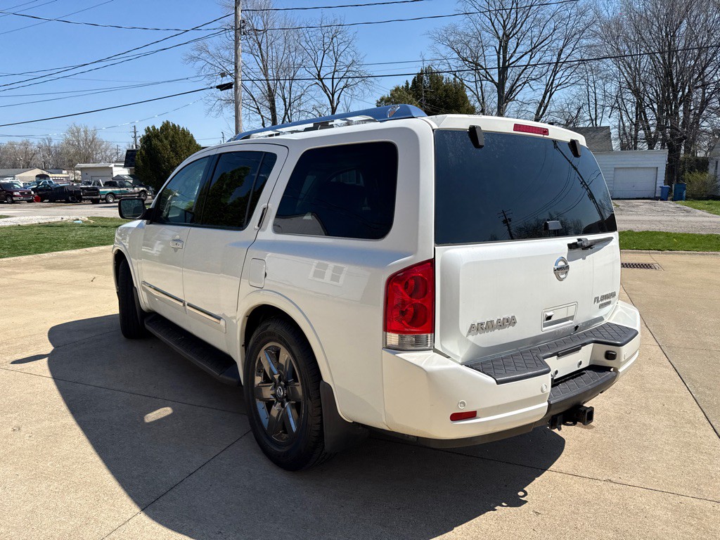 2013 Nissan Armada Image 8
