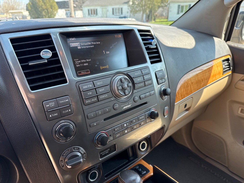 2013 Nissan Armada Image 20