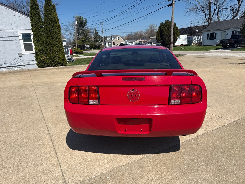 2006 Ford Mustang Image 7