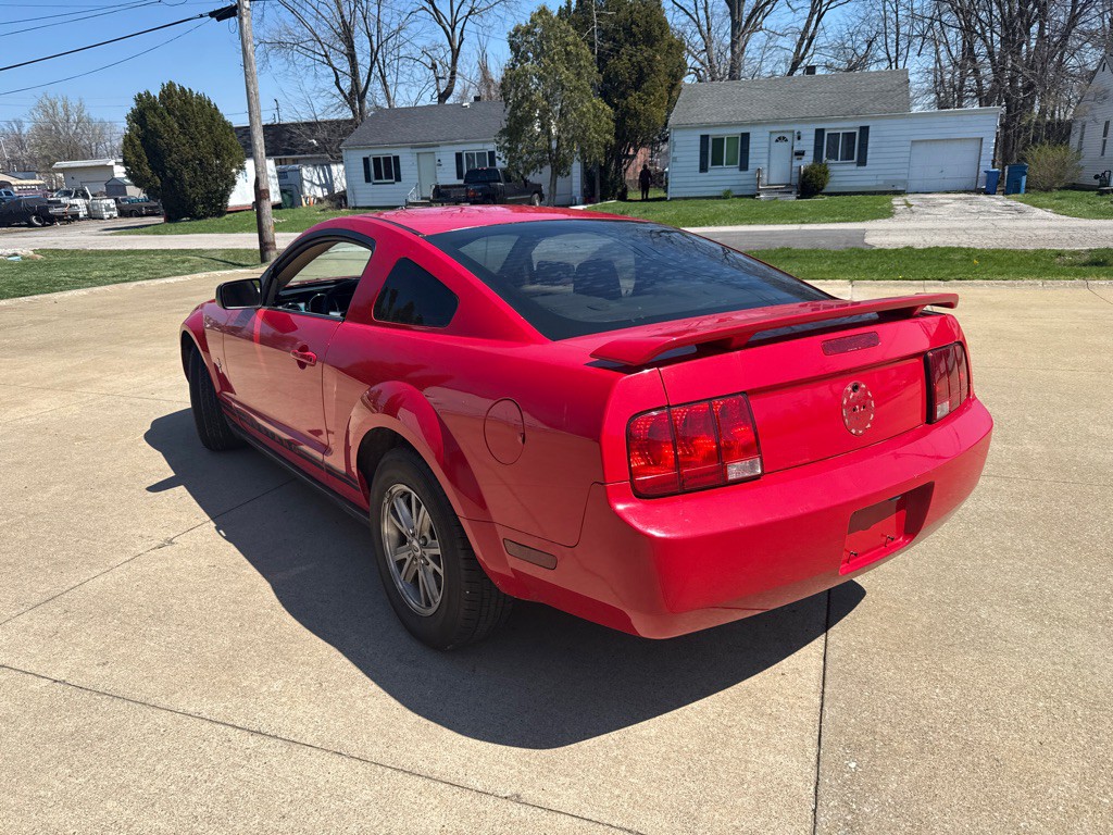 2006 Ford Mustang Image 8