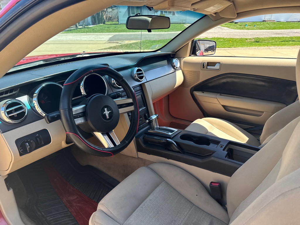 2006 Ford Mustang Image 11