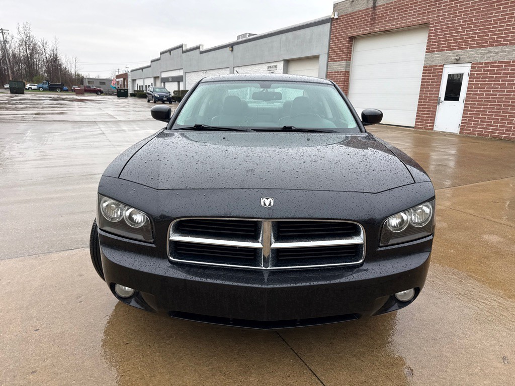 2010 Dodge Charger Image 2