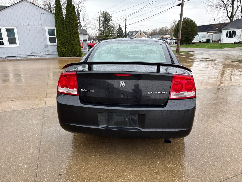 2010 Dodge Charger Image 7