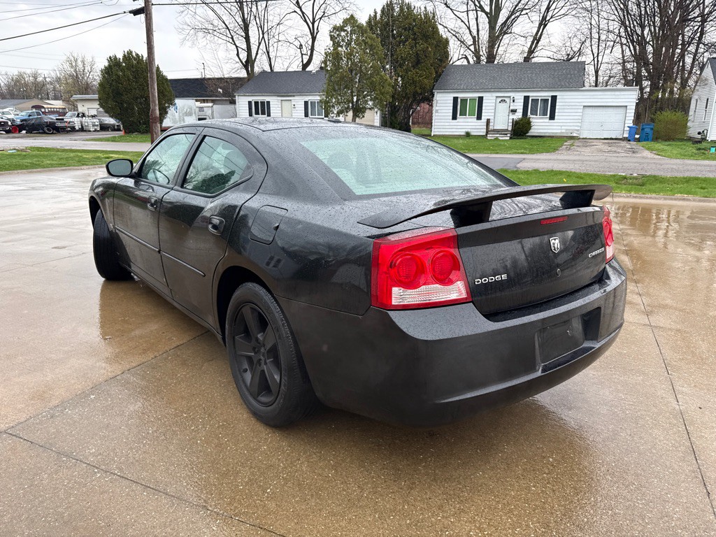 2010 Dodge Charger Image 8