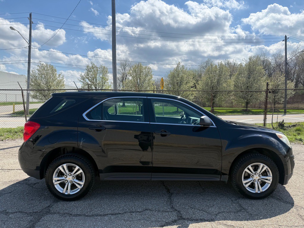 2015 Chevrolet Equinox Image 2