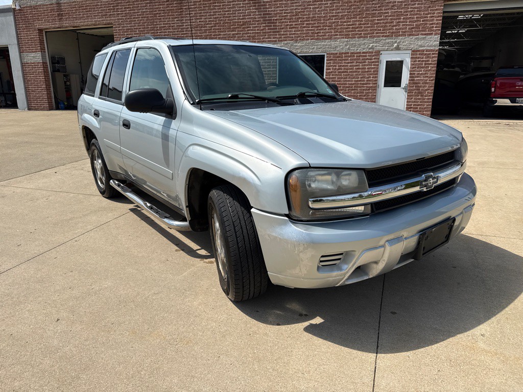 2008 Chevrolet Trailblazer Image 3