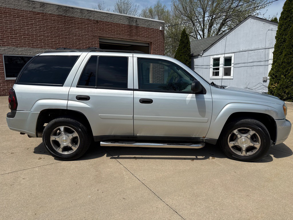 2008 Chevrolet Trailblazer Image 4