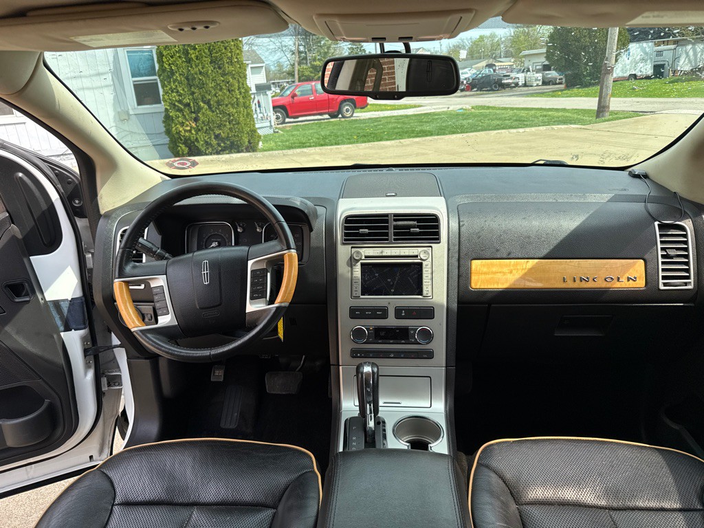 2010 Lincoln MKX Image 9