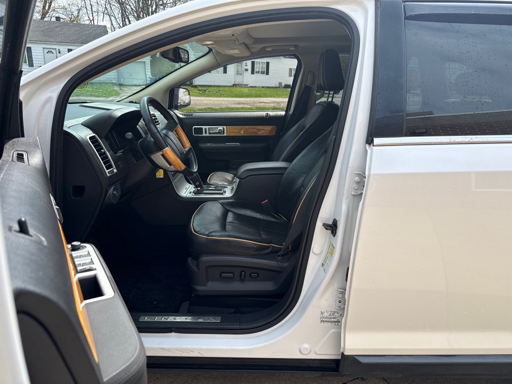2010 Lincoln MKX Image 10
