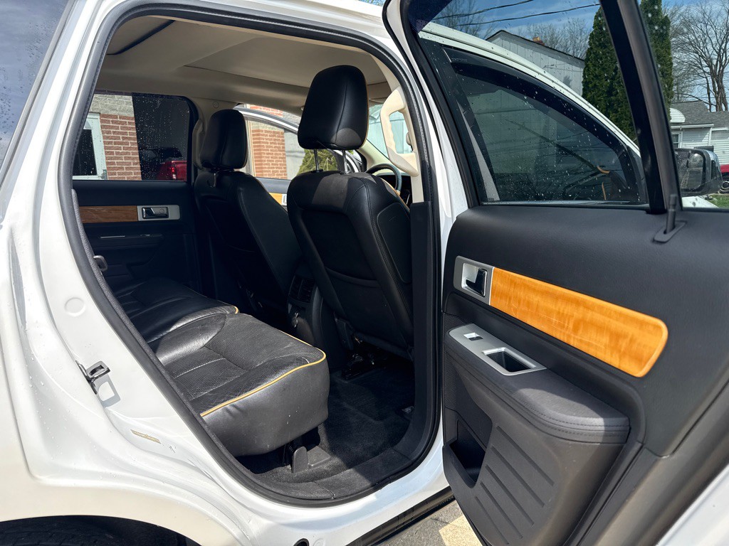 2010 Lincoln MKX Image 13