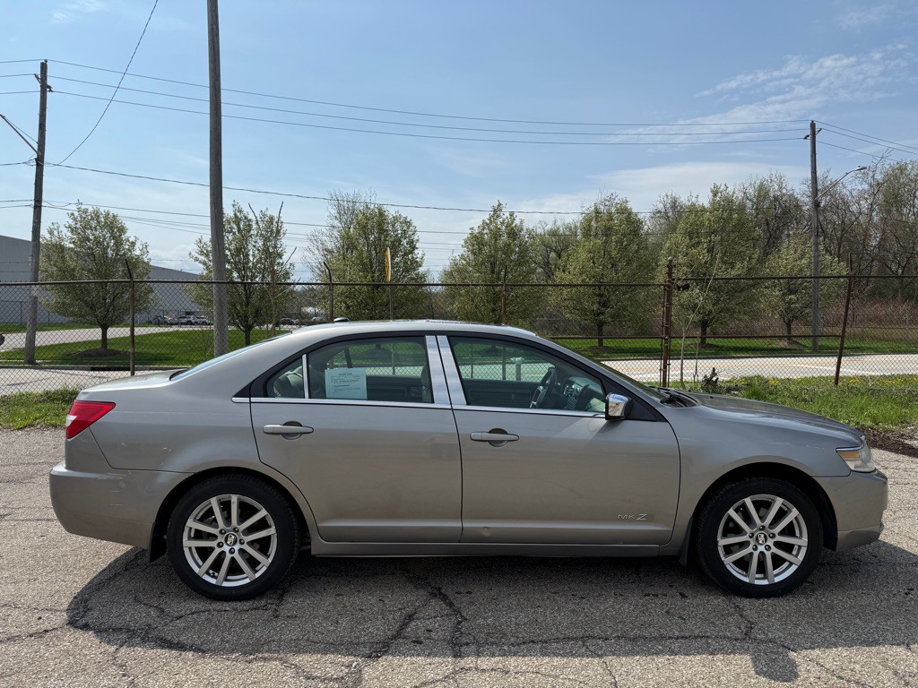 2008 Lincoln MKZ Image 2