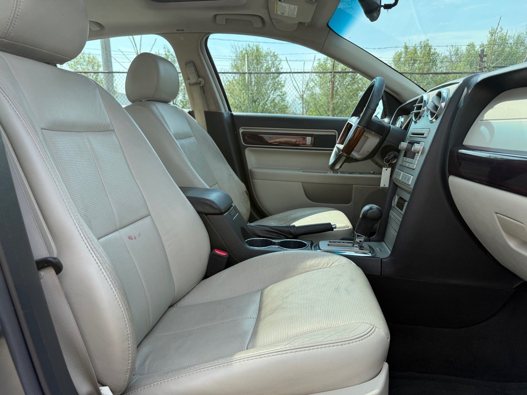 2008 Lincoln MKZ Image 10
