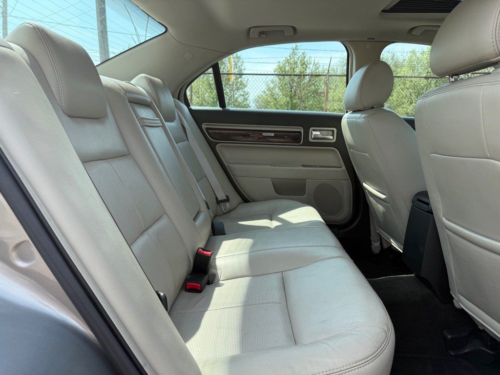 2008 Lincoln MKZ Image 12