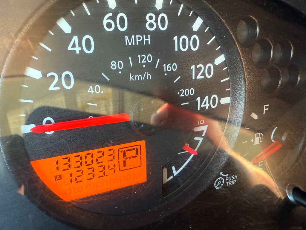 2010 Nissan Frontier Image 12