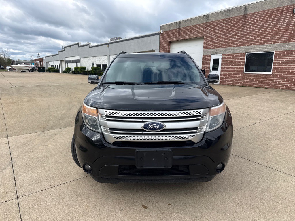 2013 Ford Explorer Image 2