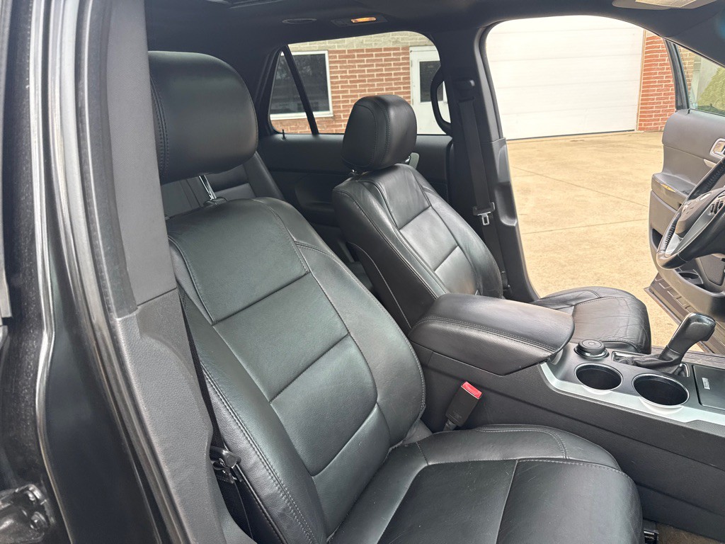2013 Ford Explorer Image 15