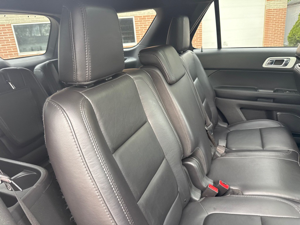 2013 Ford Explorer Image 17