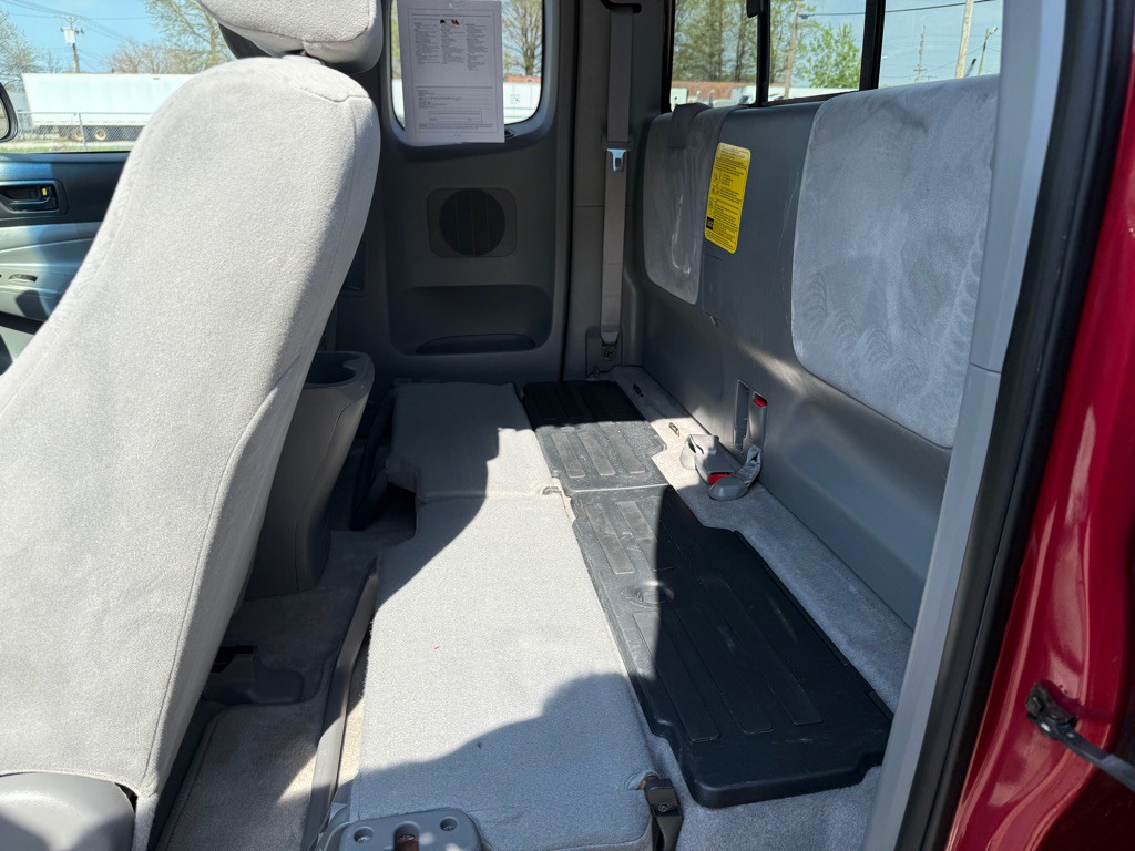 2006 Toyota Tacoma Image 10